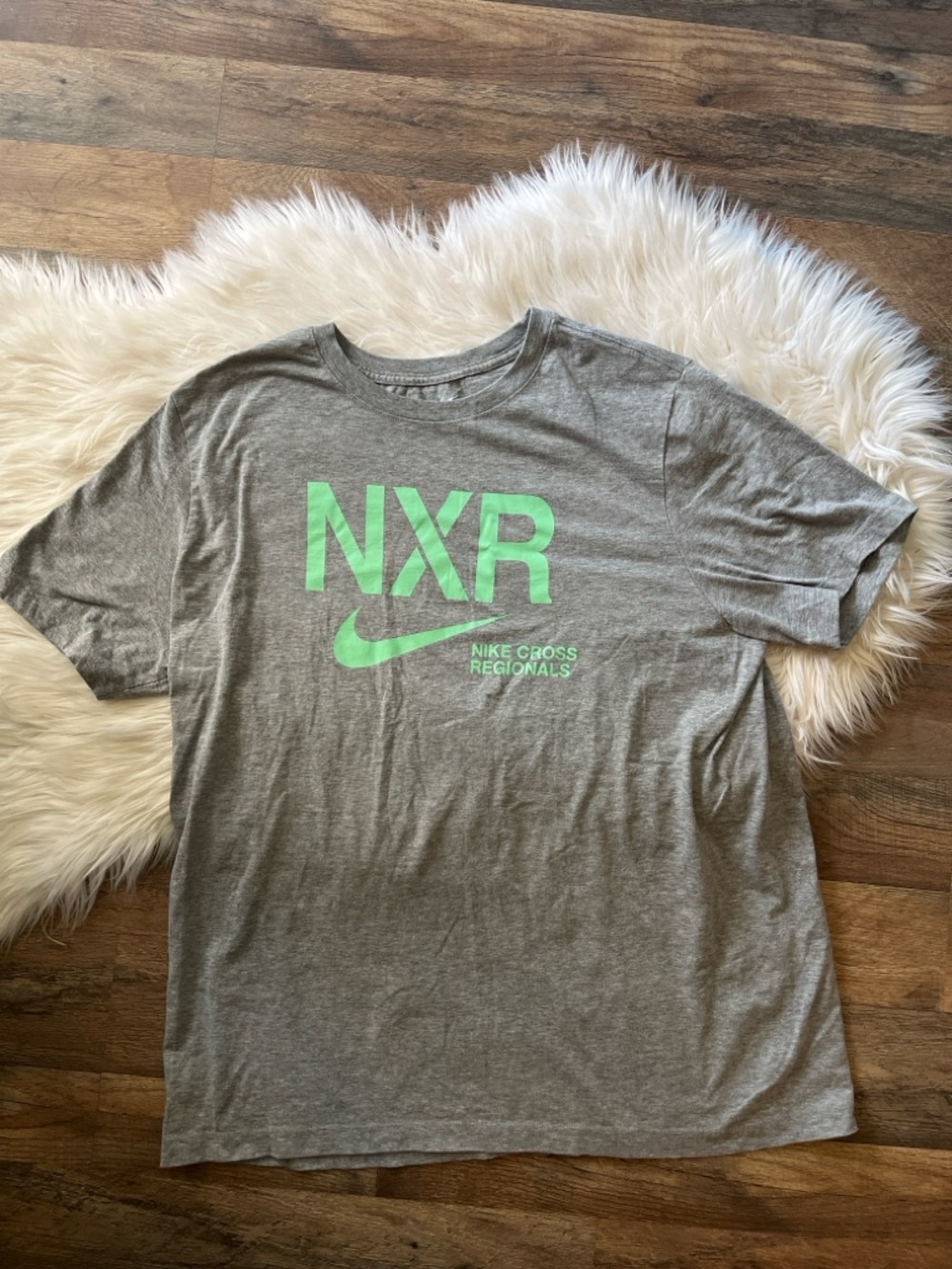Nike NXR Nike Cross Regionals T-Shirt Gray Green Graphic Tee Men’s XL Running